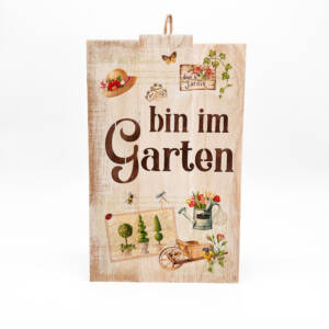 Holzbild A4 Bin im Garten